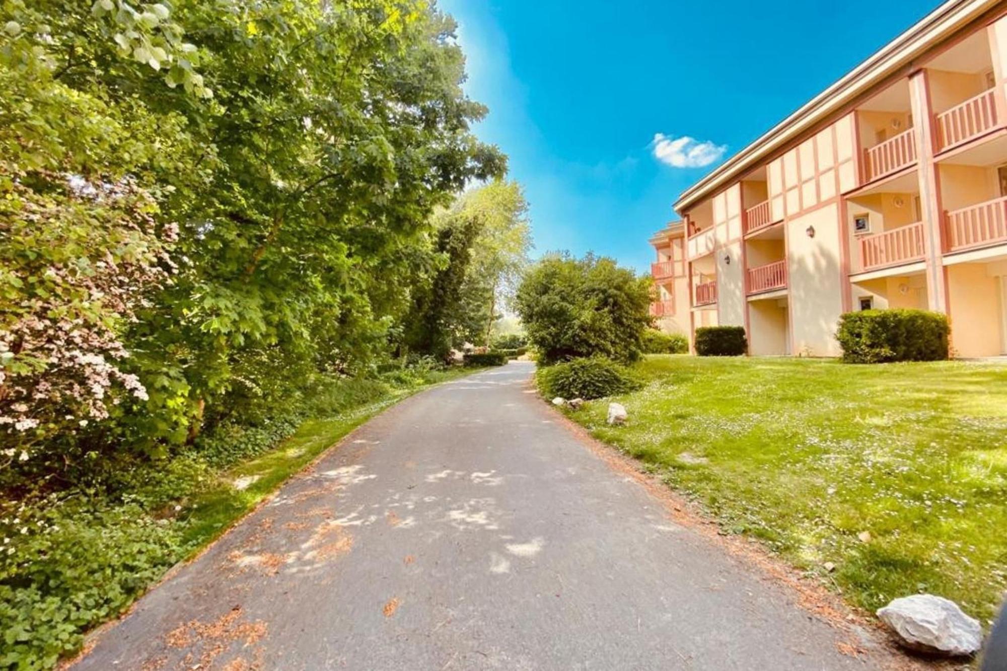 6-Person Apartment With Swimming Pool Tennis Court And Free Parking 25 Le Touquet Exterior photo